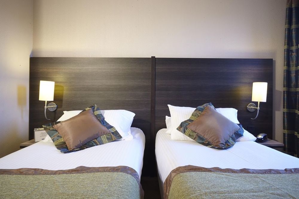 Kyriad Centre Gare 3*