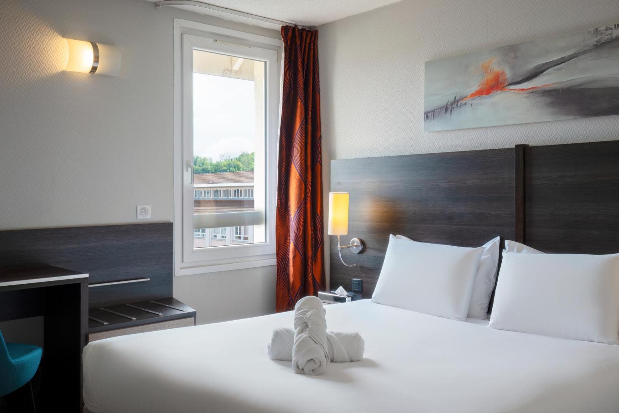 Hotel Kyriad Centre Gare Belfort