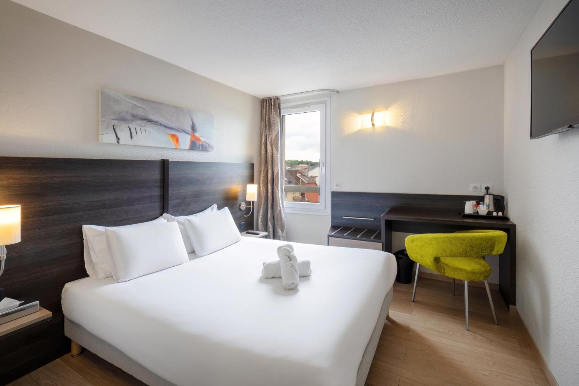 Hotel Kyriad Centre Gare Belfort
